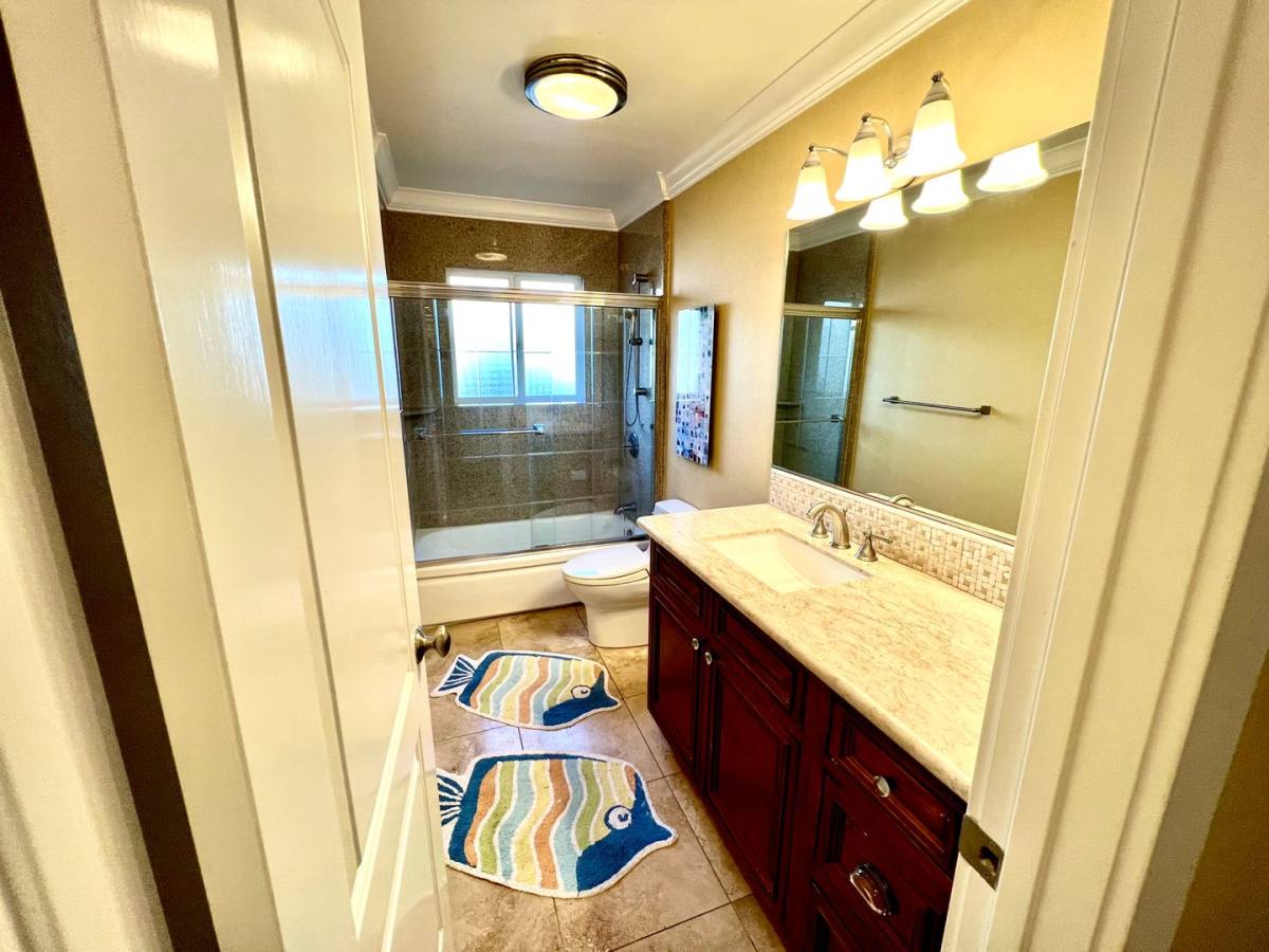 House for rent at 146 16th St, Pacific Grove, CA 93950