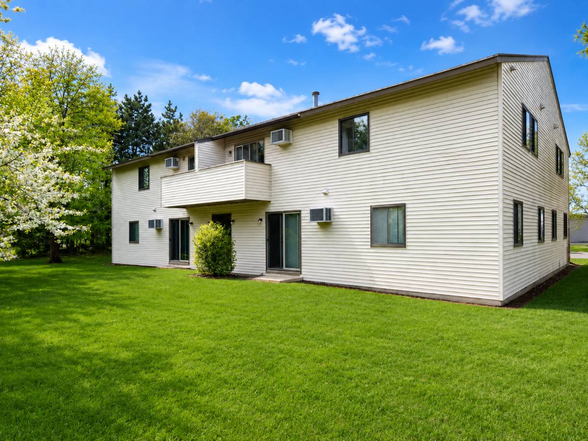 3409 Harmony Laneapt #8, Stevens Point, WI 54481 - Apartment for Rent - Image 3