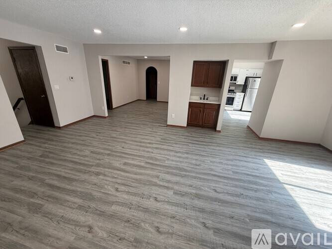 Townhouse for rent at 5540 Malibu Dr, Minneapolis, MN 55436