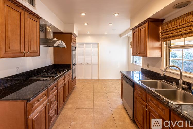 House for rent at 23216 Friar St, Woodland Hills, CA 91367