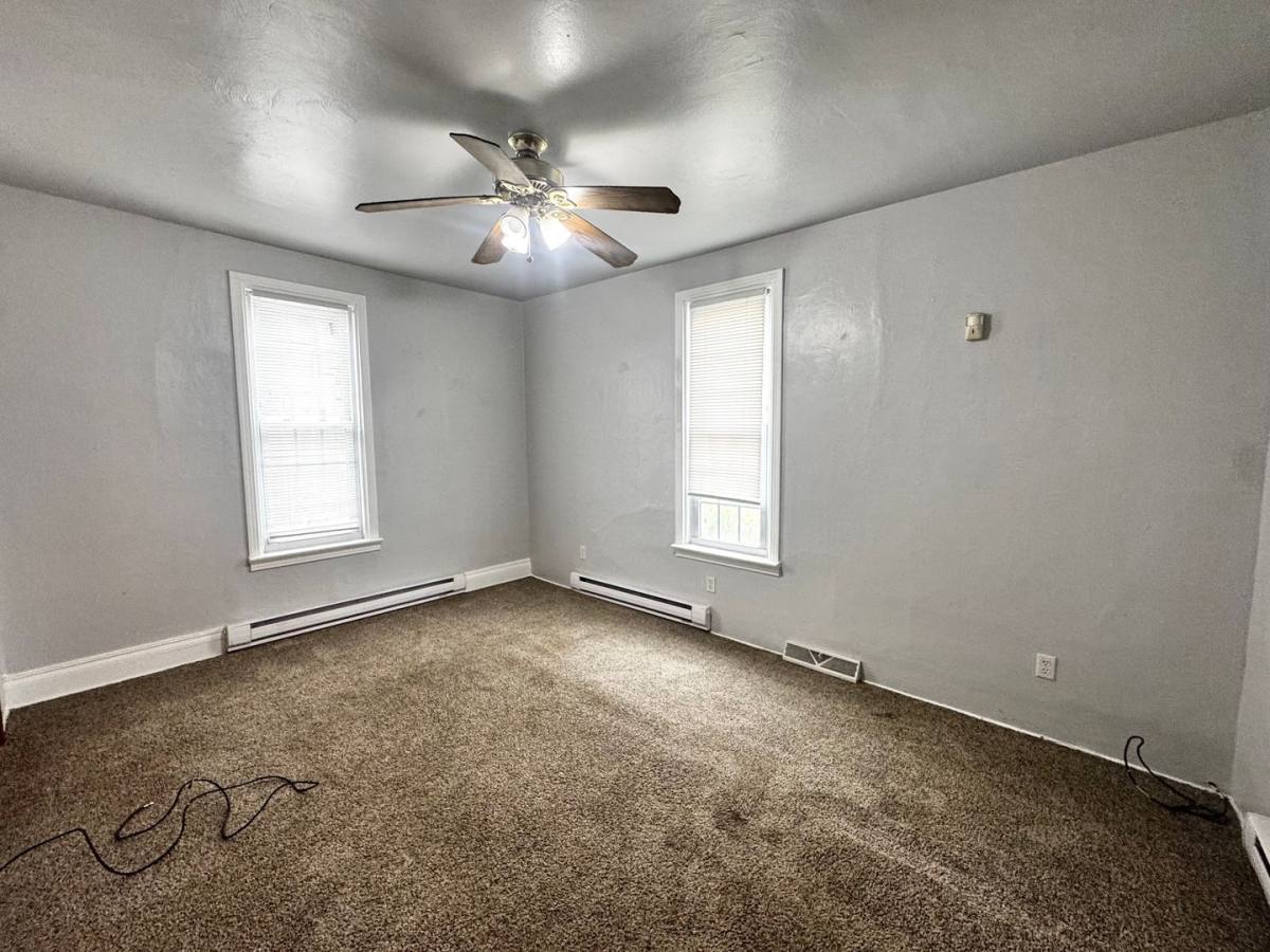 Apartment for rent at 725 Chartiers St, Bridgeville, PA 15017