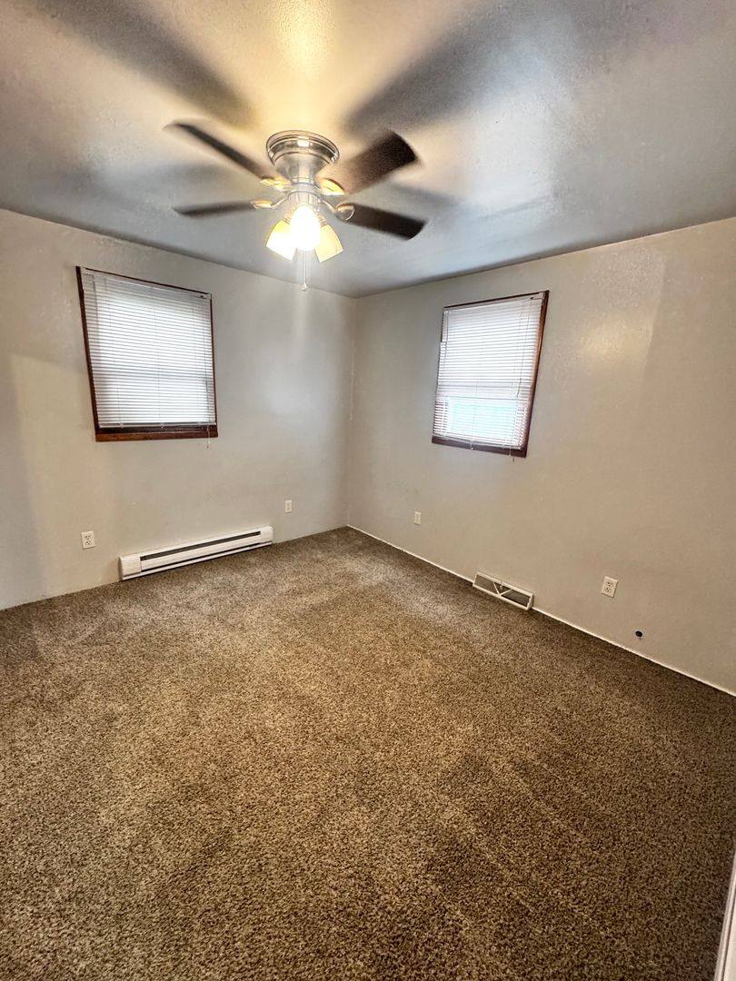 Apartment for rent at 725 Chartiers St, Bridgeville, PA 15017
