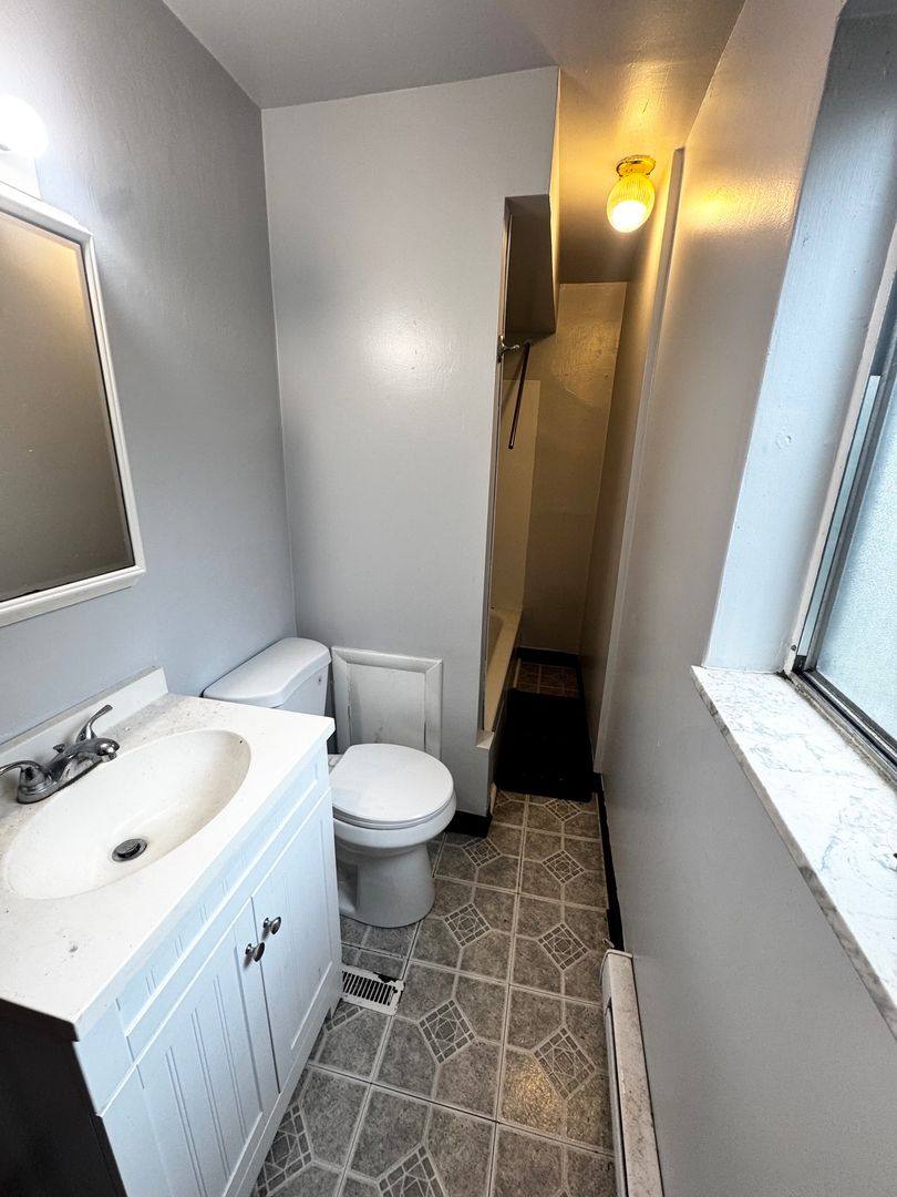 Apartment for rent at 725 Chartiers St, Bridgeville, PA 15017