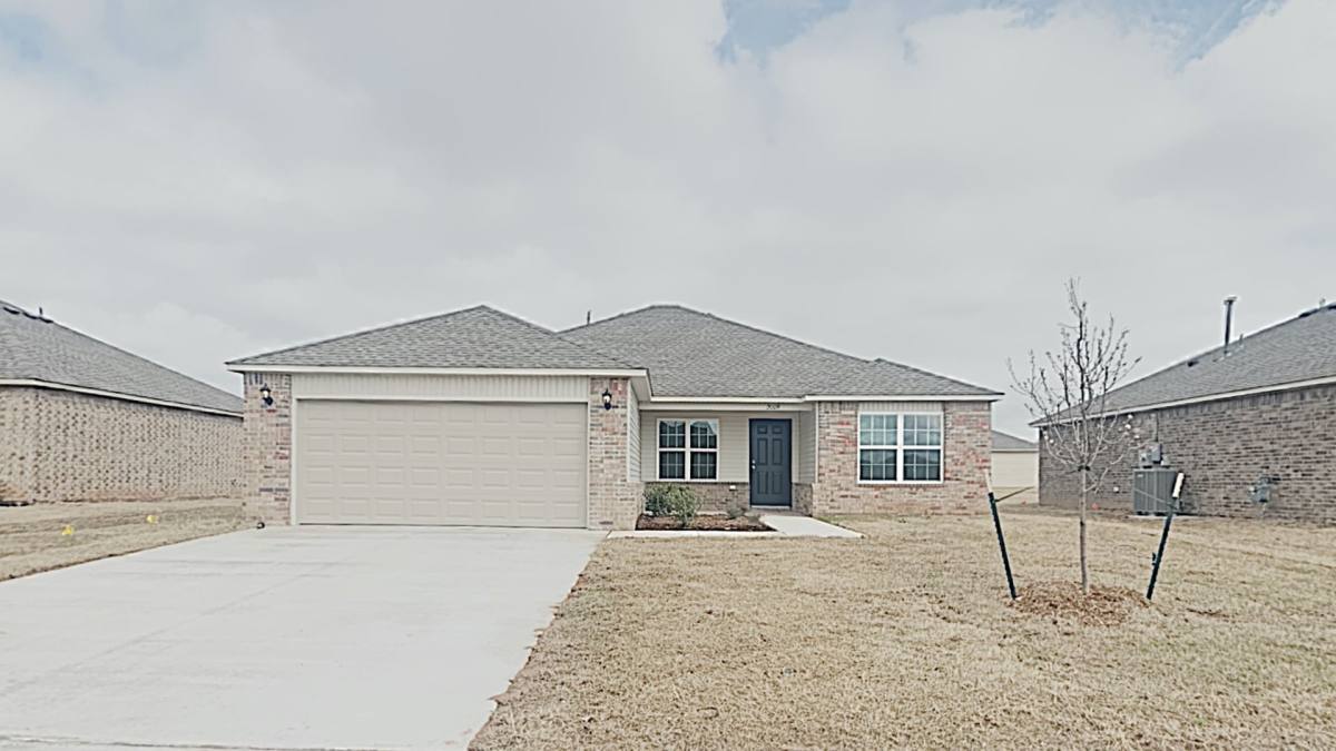 House for rent at 2009 W Antler Way, Mustang, OK 73064
