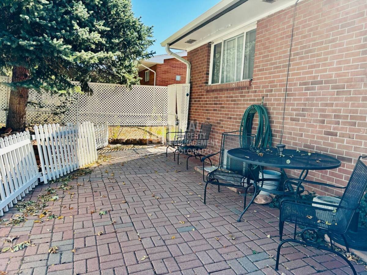 Apartment for rent at 2141 W Ridge Rd, Littleton, CO 80120