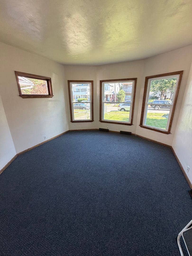 House for rent at 642 Payne Ave, Erie, PA 16503
