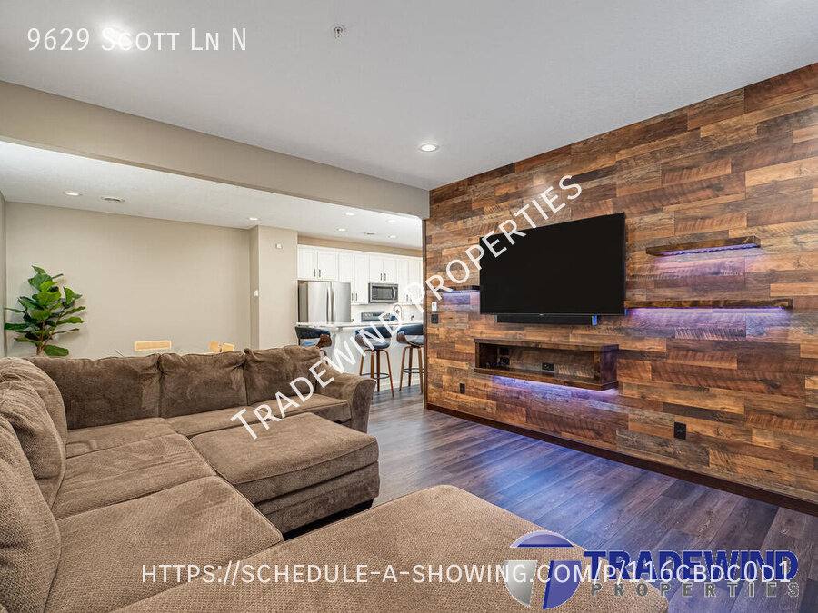 Townhouse for rent at 9629 Scott Lane N, Minneapolis, MN 55443