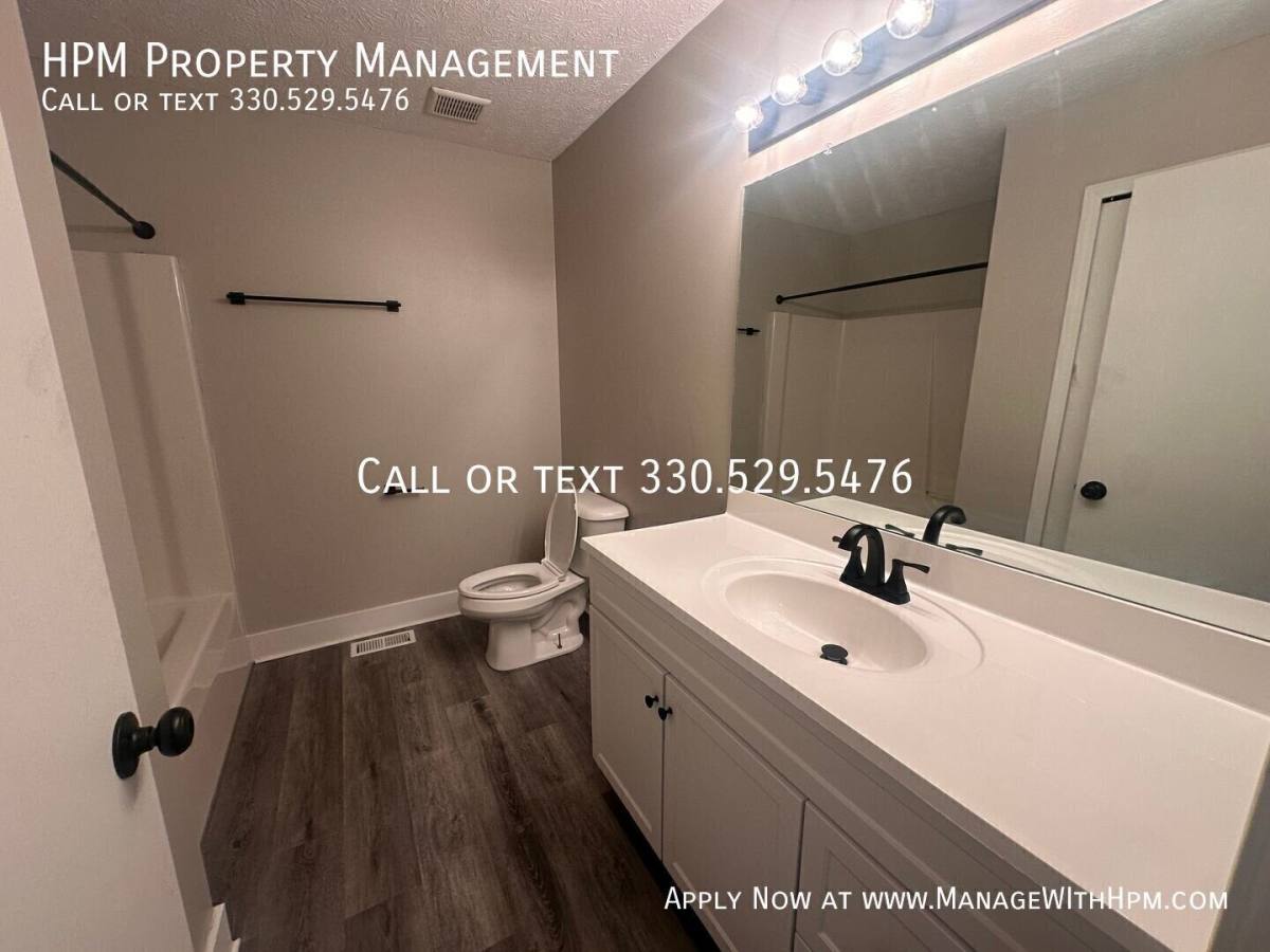 Townhouse for rent at 10018 Delores Dr #C, Streetsboro, OH 44241