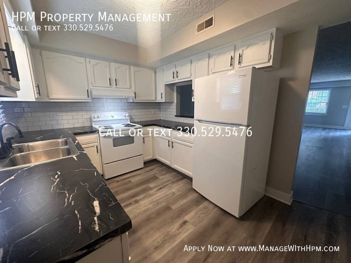 Townhouse for rent at 10018 Delores Dr #C, Streetsboro, OH 44241