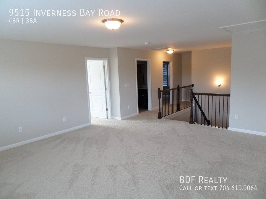 House for rent at 9515 Inverness Bay Rd, Charlotte, NC 28278