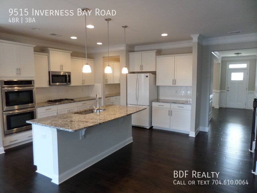 House for rent at 9515 Inverness Bay Rd, Charlotte, NC 28278