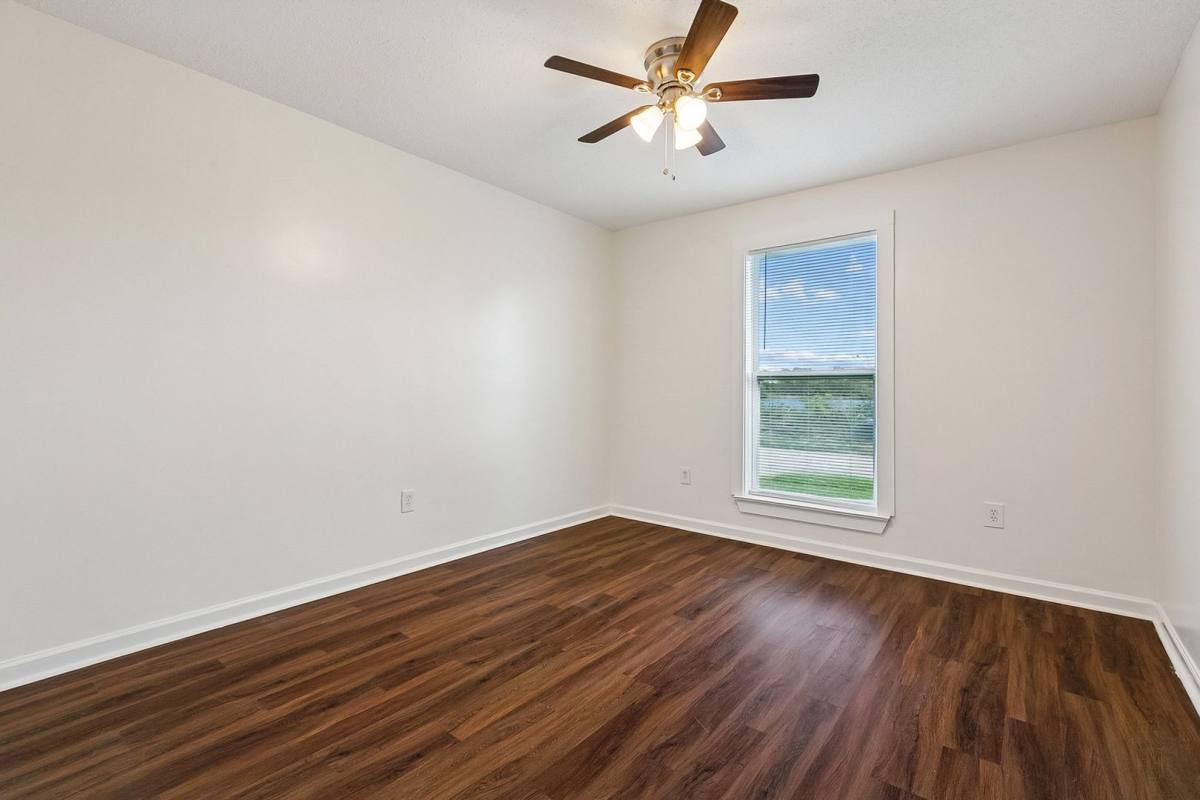 House for rent at 5140 Westlake Dr, New Orleans, LA 70126