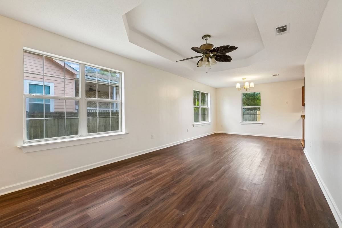 House for rent at 5140 Westlake Dr, New Orleans, LA 70126