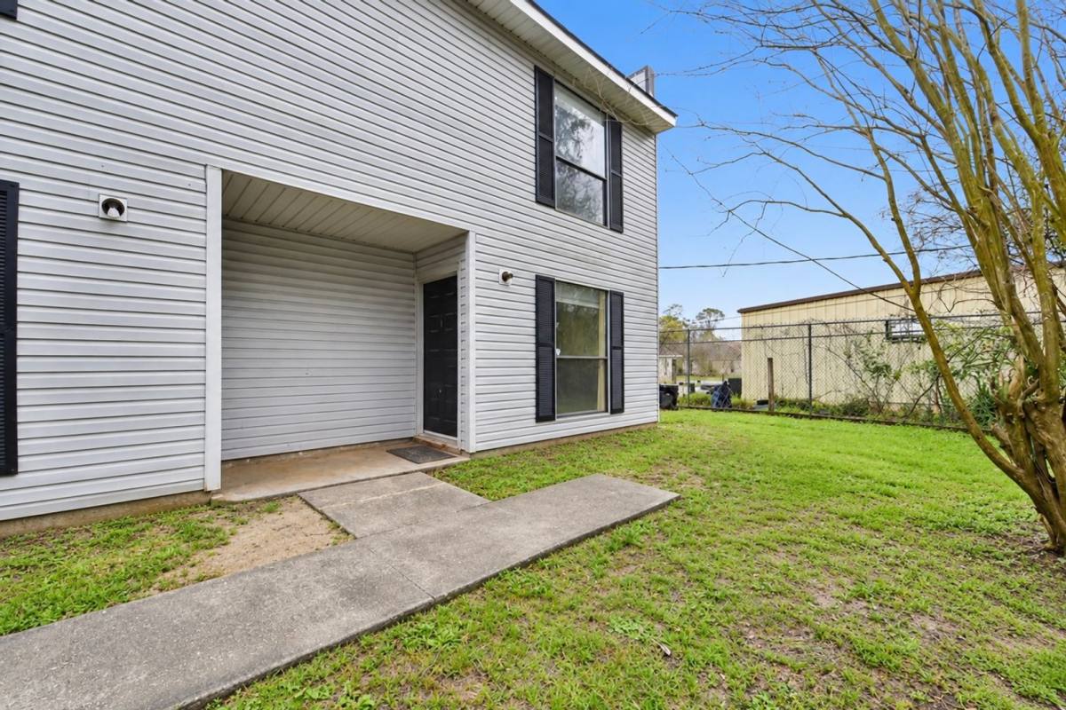 Apartment for rent at 1940 Southpointe Dr, Baton Rouge, LA 70808