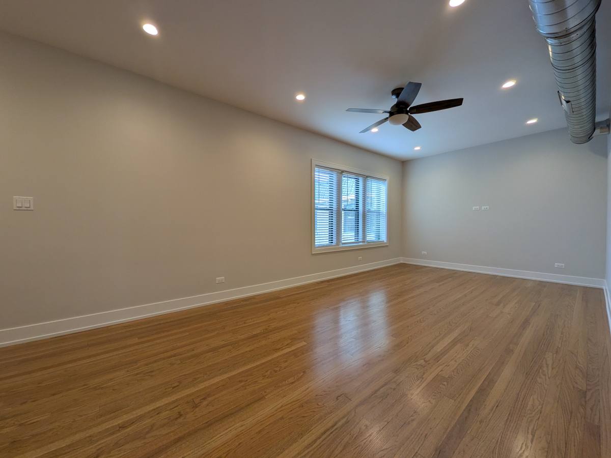 Apartment for rent at 4839 N Wolcott Ave #3B, Chicago, IL 60640