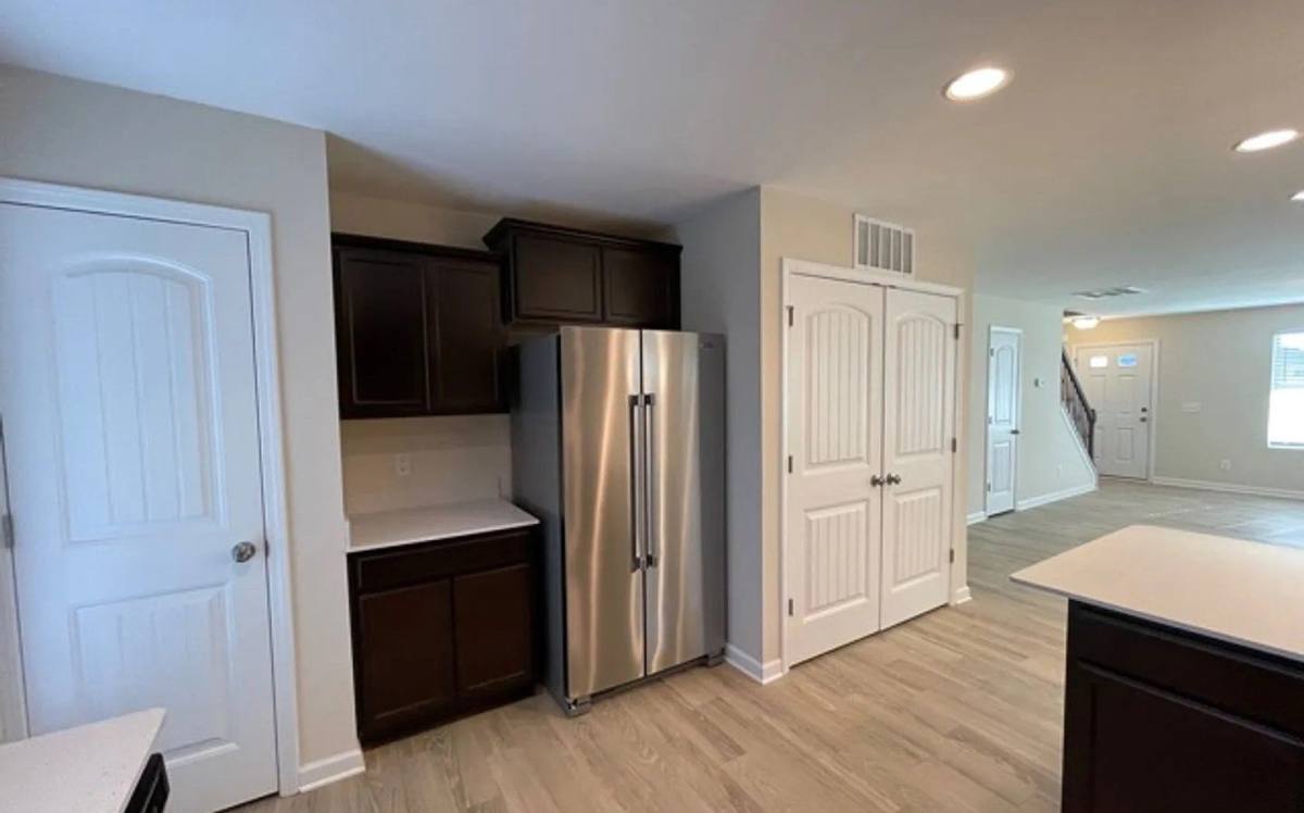 Townhouse for rent at 7544 Oliver Park Dr, Whitsett, NC 27377