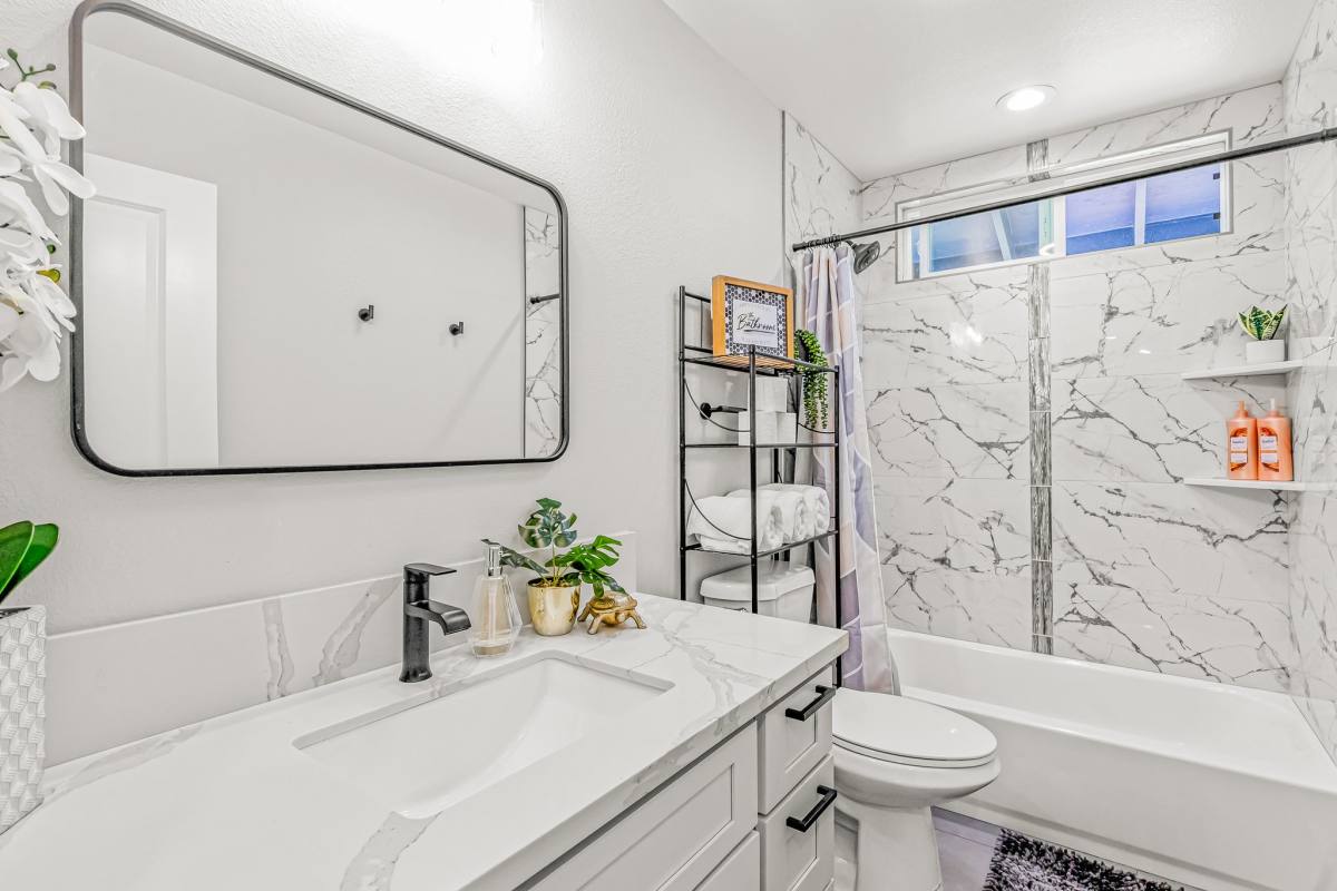 House for rent at 15-1990 19th Ave, Keaau, HI 96749