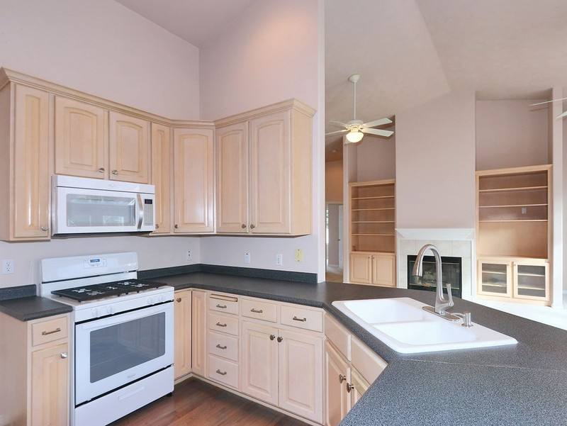House for rent at 11567 S Lexington Hills Circle, Sandy, UT 84092