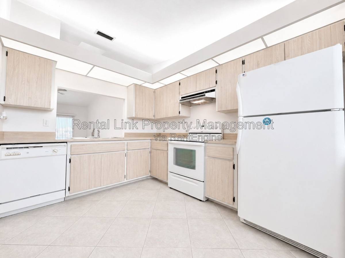 Apartment for rent at 320 SW 3rd Place #2, Cape Coral, FL 33991