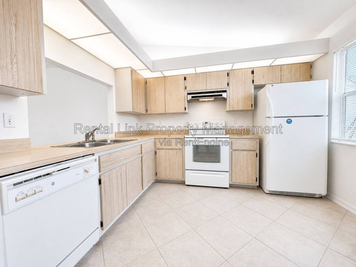 Apartment for rent at 320 SW 3rd Place #2, Cape Coral, FL 33991