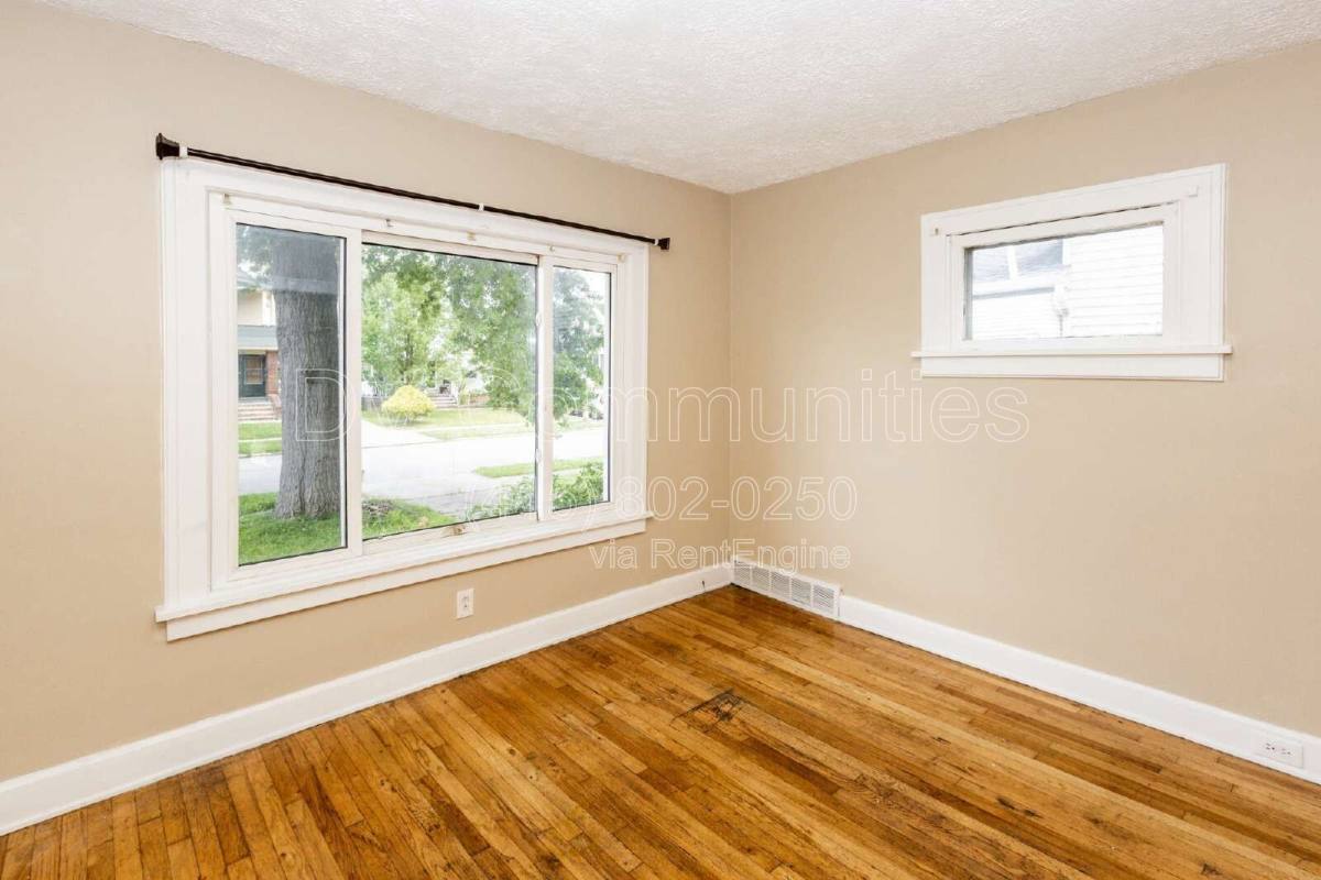 House for rent at 3849 W 135th St, Cleveland, OH 44111