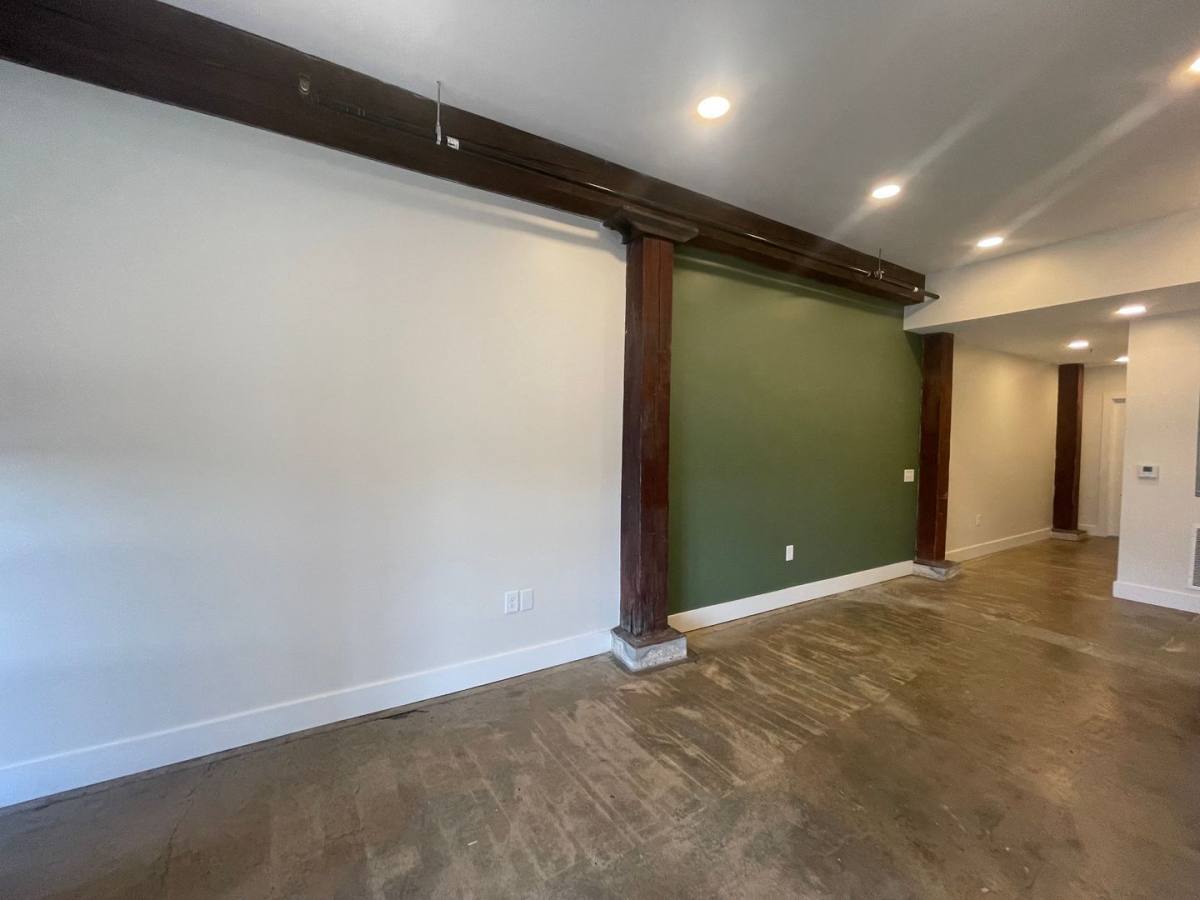 Apartment for rent at 805 Martin Luther King Junior Blvd #4, Macon, GA 31201