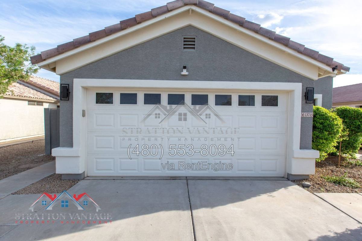House for rent at 13715 W Rancho Dr, Litchfield Park, AZ 85340