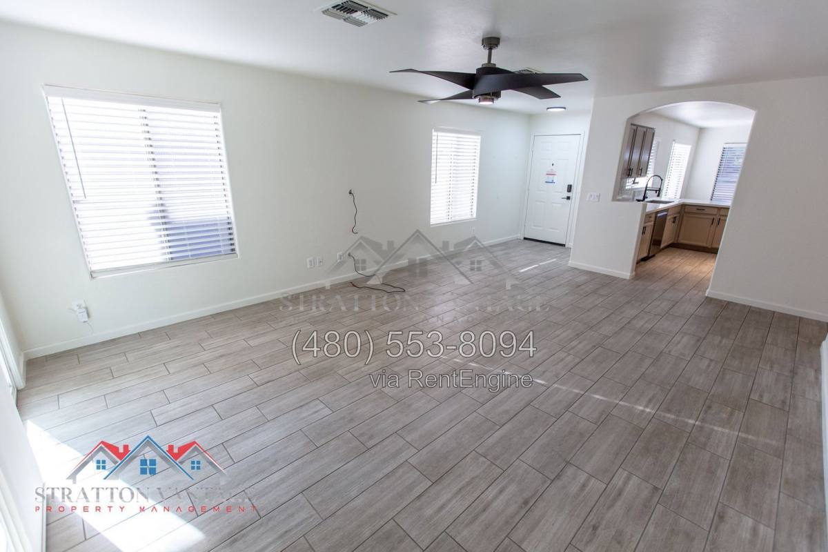 House for rent at 13715 W Rancho Dr, Litchfield Park, AZ 85340