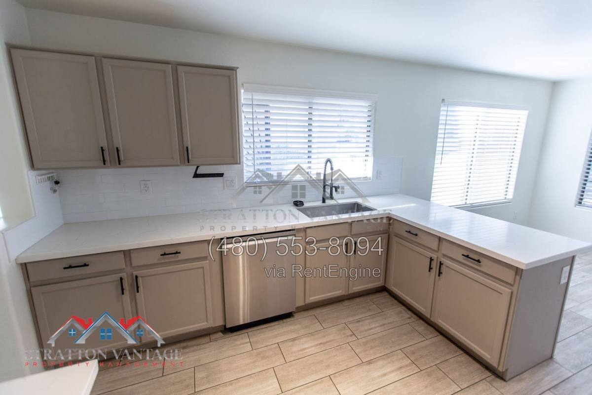 House for rent at 13715 W Rancho Dr, Litchfield Park, AZ 85340