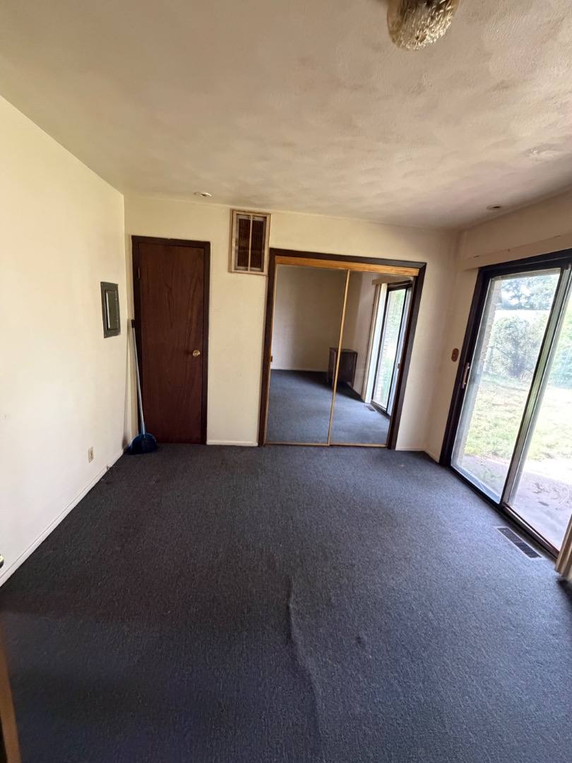 Apartment for rent at 1406 Sheridan #6, Pekin, IL 61554