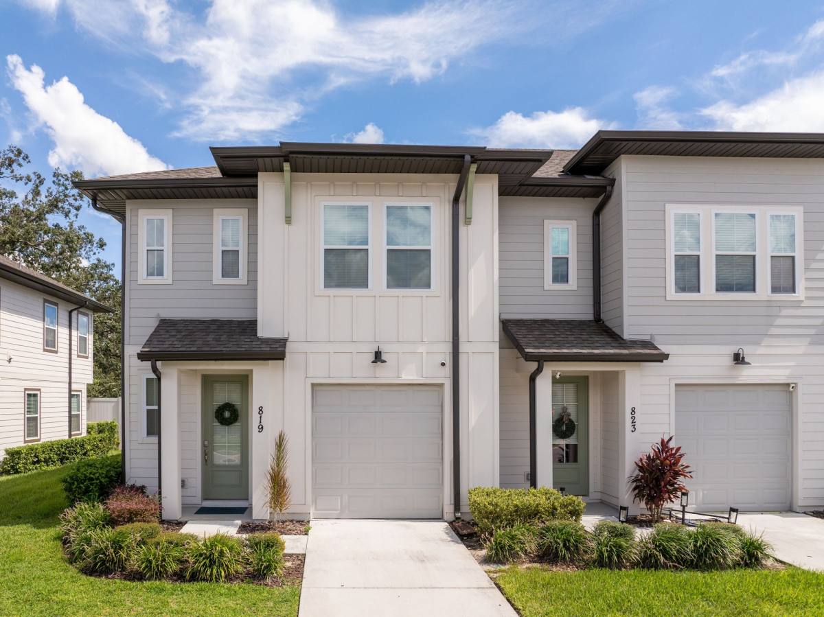 Townhouse for rent at 819 Longboat Dr, Davenport, FL 33896