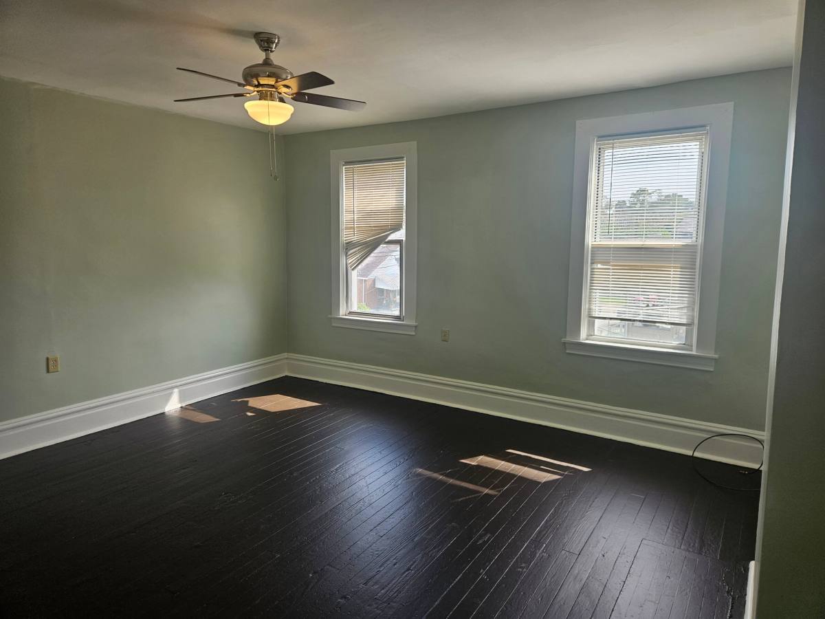 Townhouse for rent at 1220 Valley St, McKees Rocks, PA 15136
