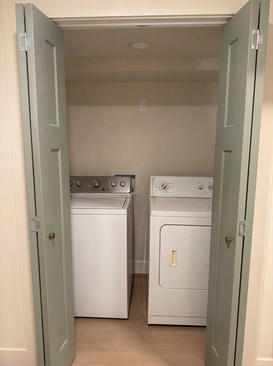 Apartment for rent at 1717 E Ski View Dr, Sandy, UT 84092