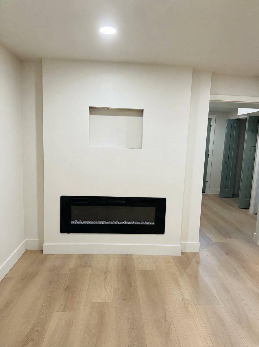 Apartment for rent at 1717 E Ski View Dr, Sandy, UT 84092