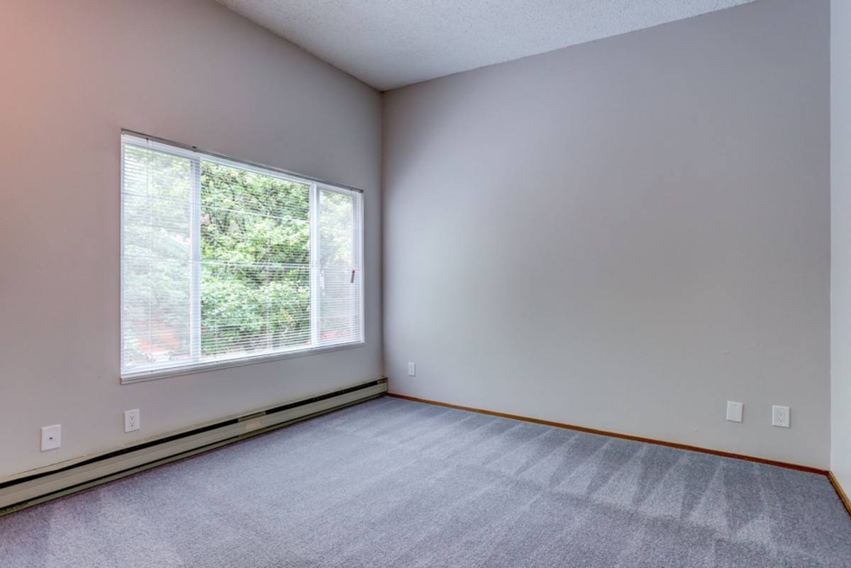 Apartment for rent at 3030-3032 SW 4th Ave, Portland, OR 97201