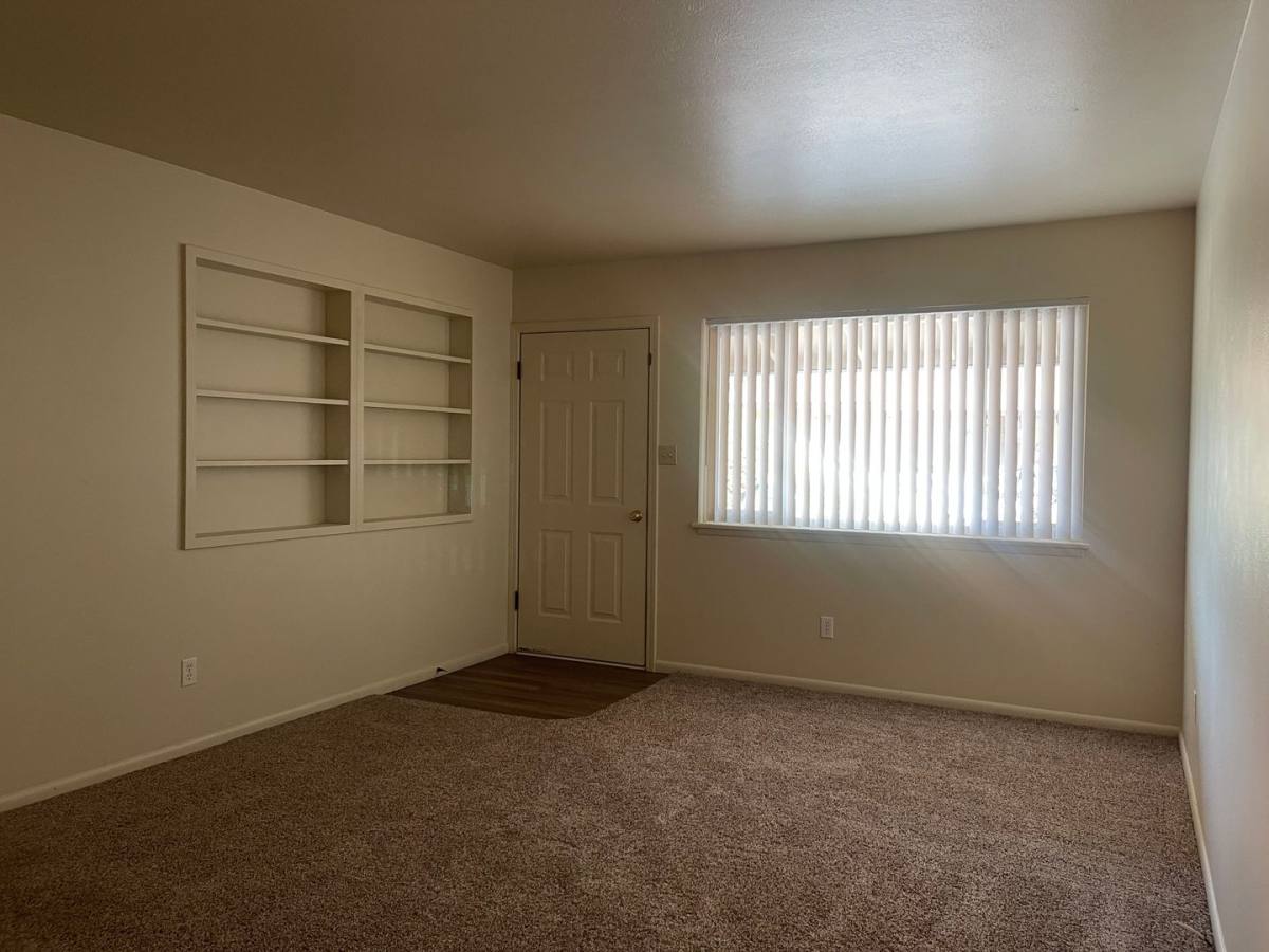 Apartment for rent at 3260-3290 Stingy Lane, Anderson, CA 96007