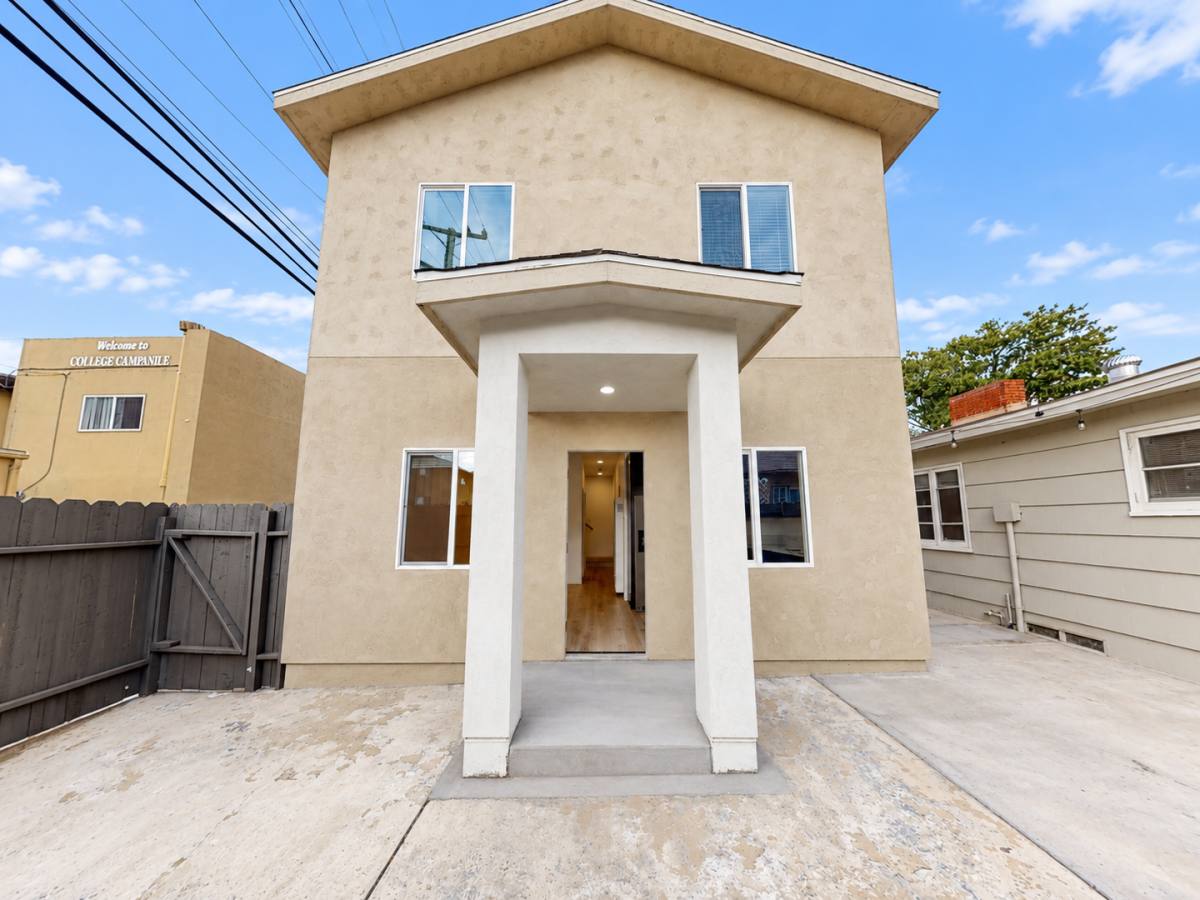 Townhouse for rent at 5708 Mary Lane Dr, San Diego, CA 92115