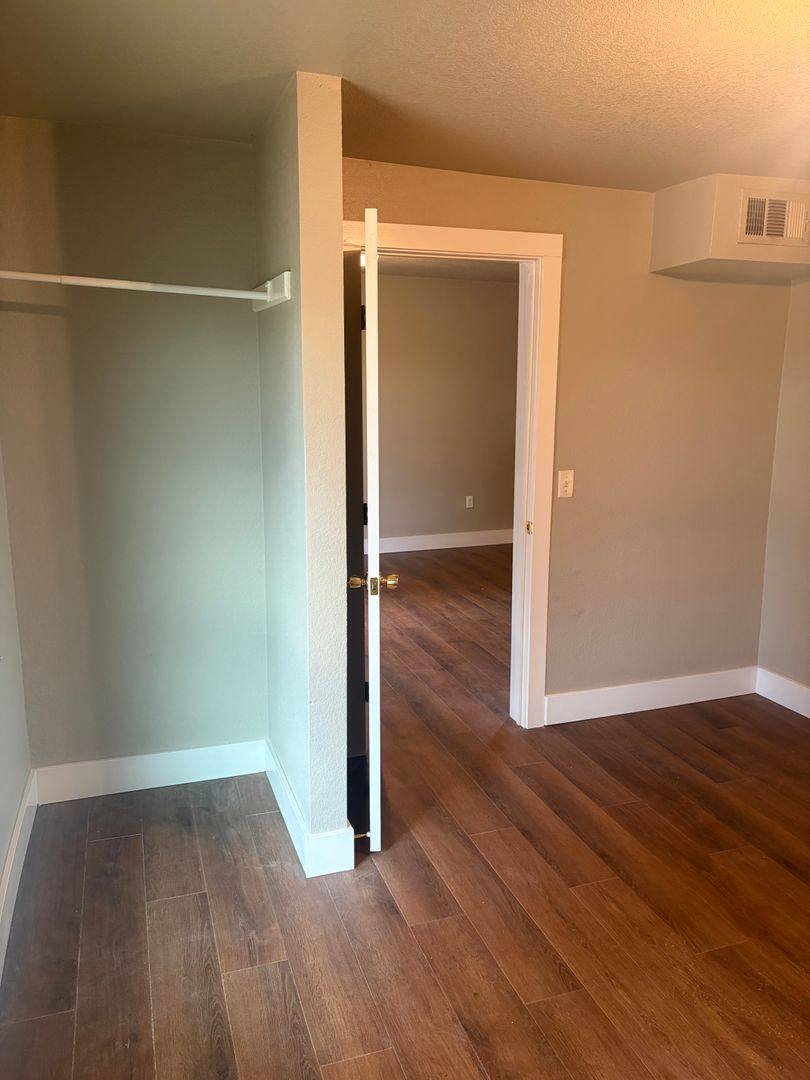 House for rent at 1231 Oak Grove Rd, Van Buren, AR 72956