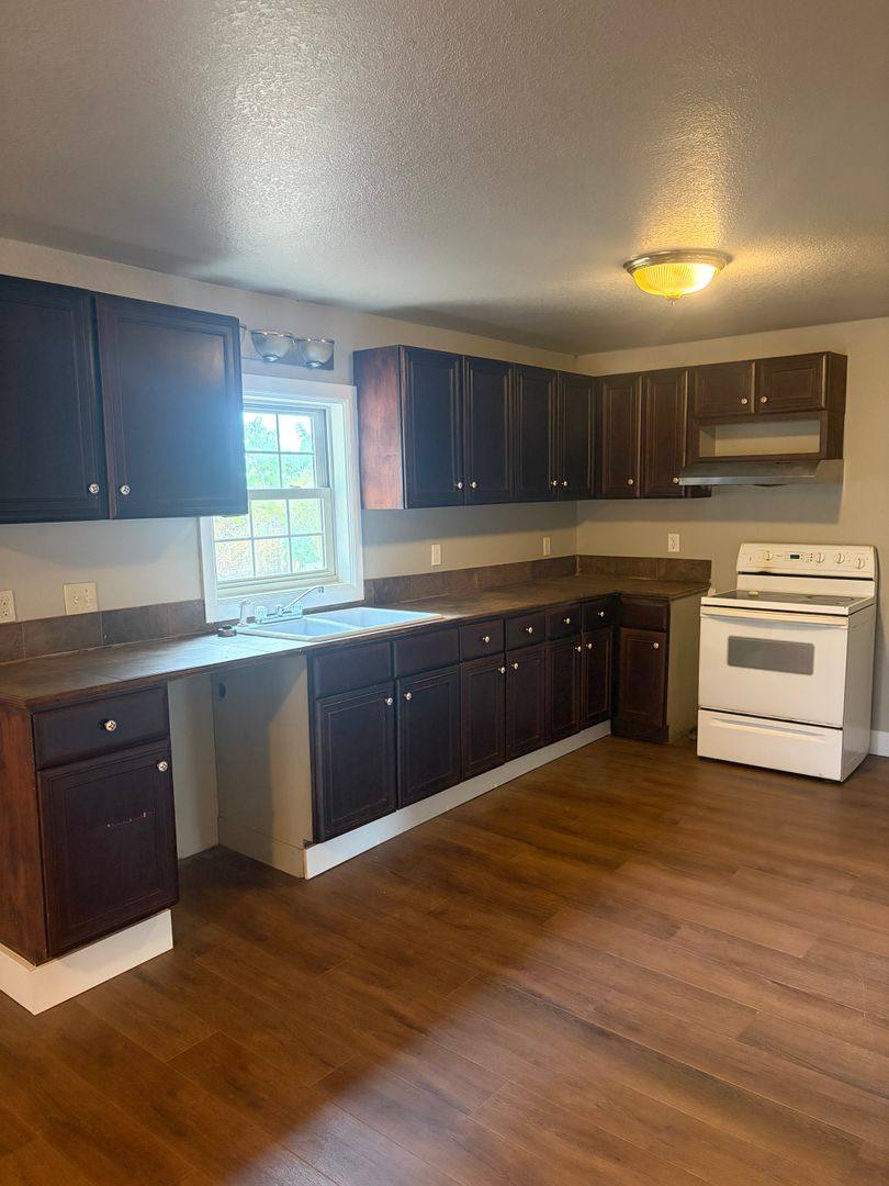 House for rent at 1231 Oak Grove Rd, Van Buren, AR 72956