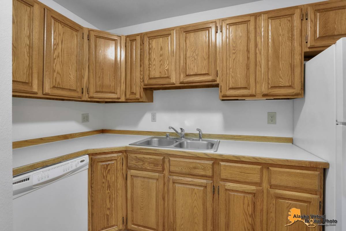 Apartment for rent at 11301 Pyramid Dr, Anchorage, AK 99516