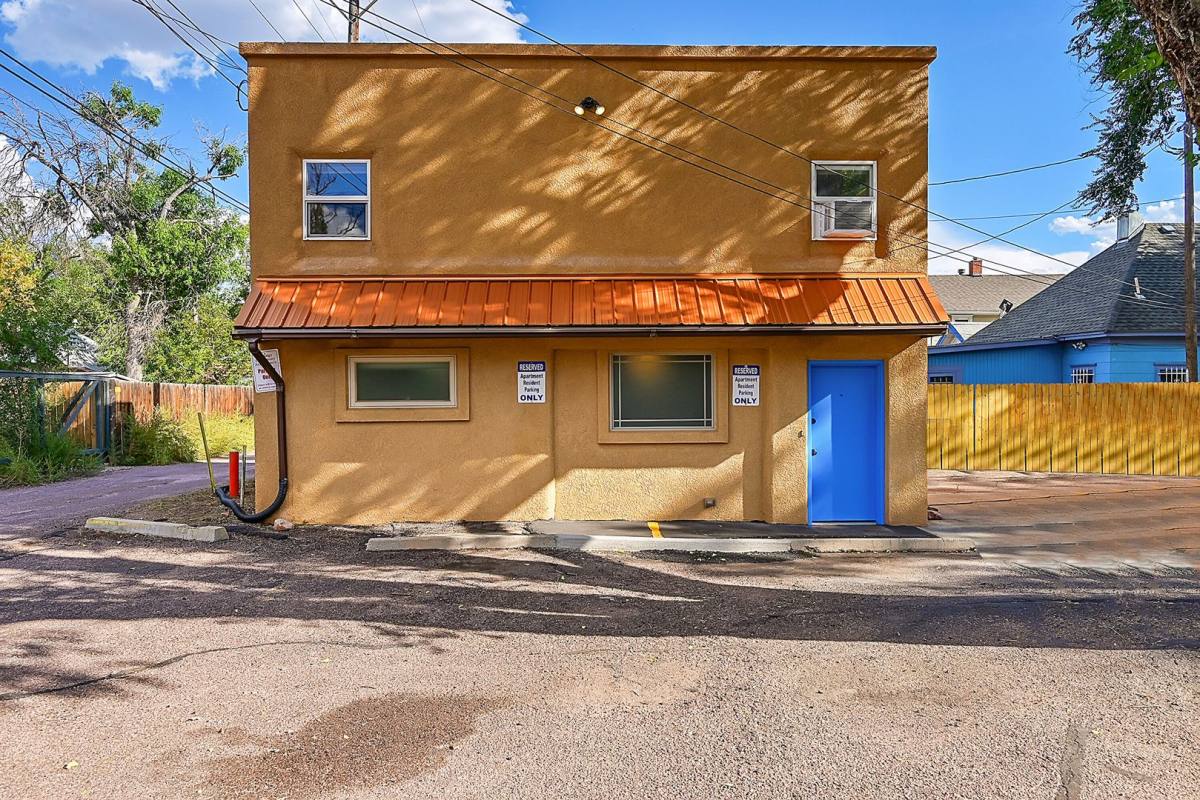 House for rent at 2828 1/2 W Colorado Ave, Colorado Springs, CO 80904
