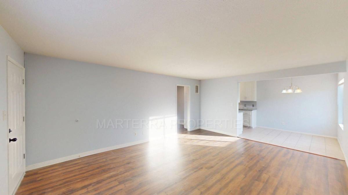 Apartment for rent at 4922 Kona Dr, Huntington Beach, CA 92649