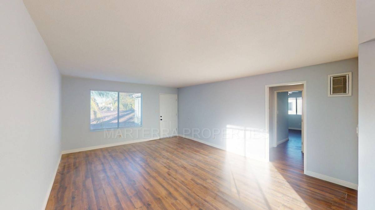 Apartment for rent at 4922 Kona Dr, Huntington Beach, CA 92649