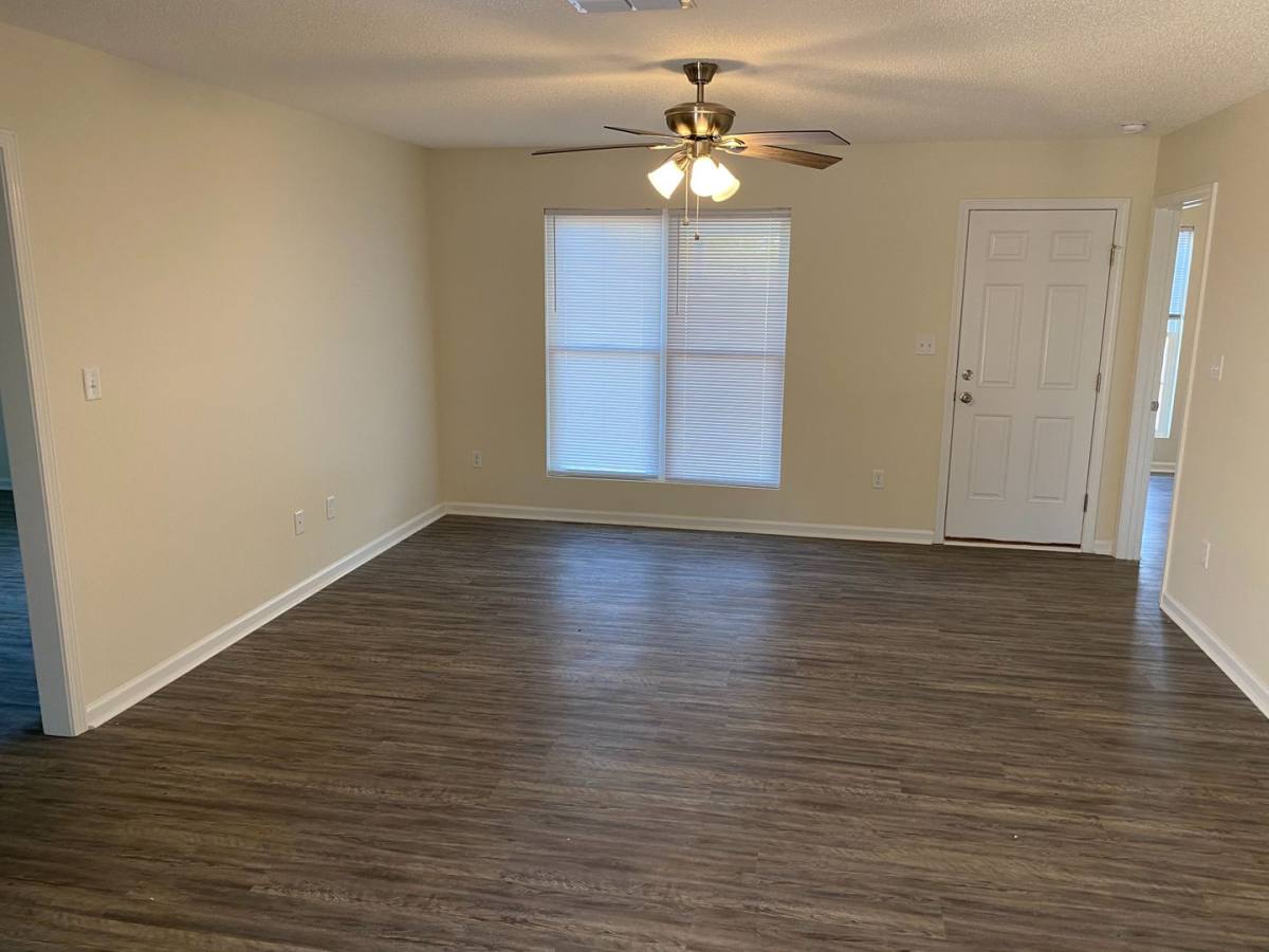 House for rent at 120 Twelve Oaks Court, Leesburg, GA 31763