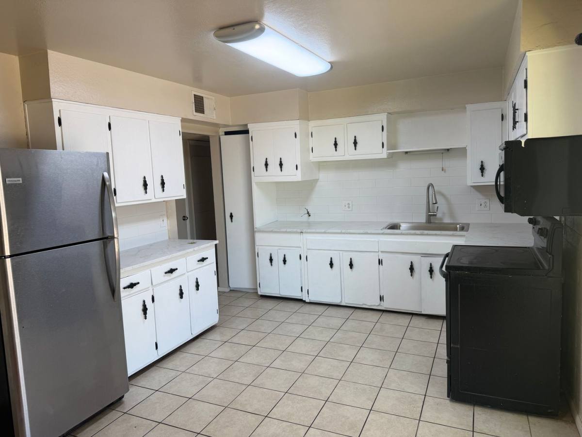 House for rent at 1185 E Avila Ave, Casa Grande, AZ 85122
