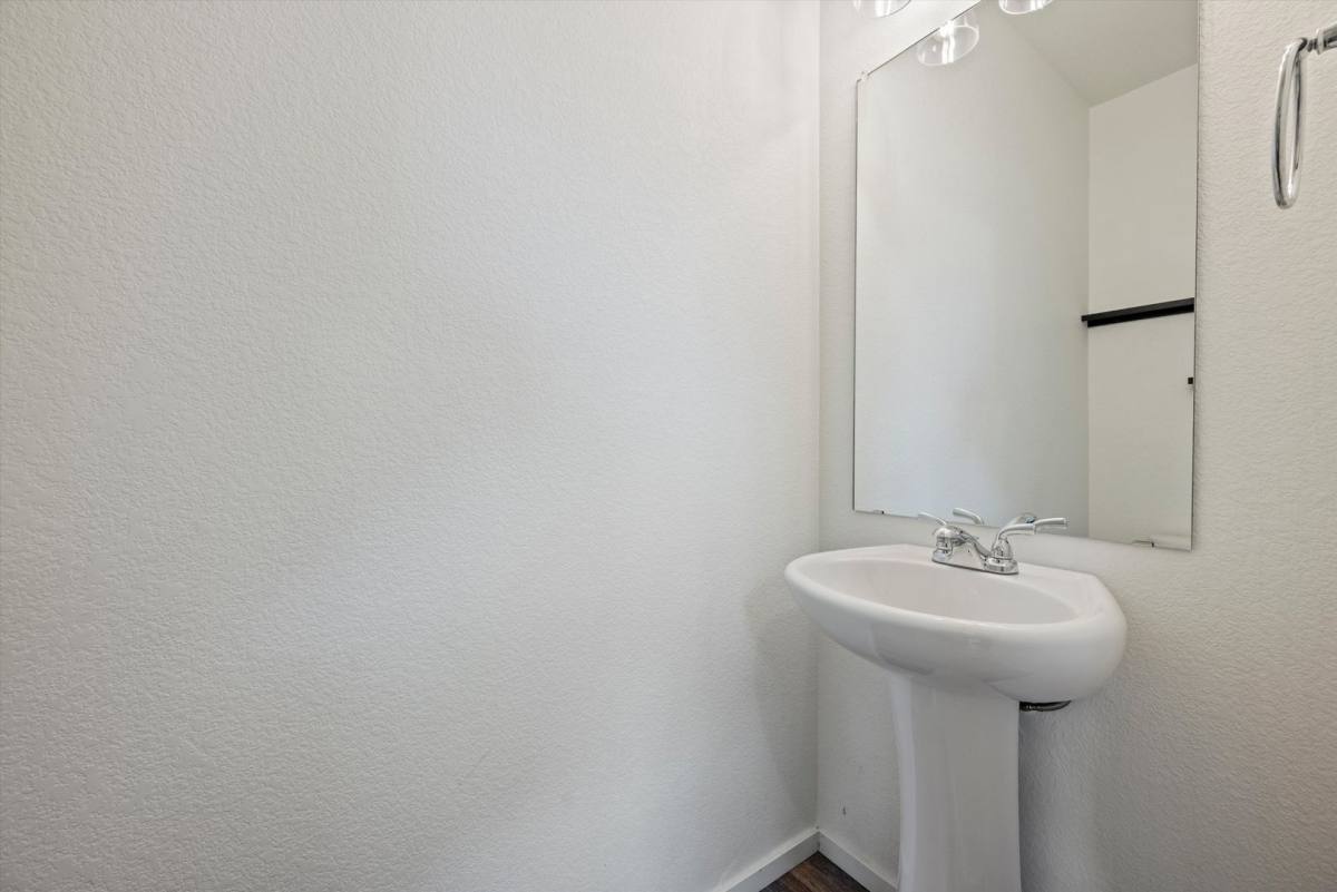 House for rent at 4390 Vindaloo Dr, Castle Rock, CO 80109