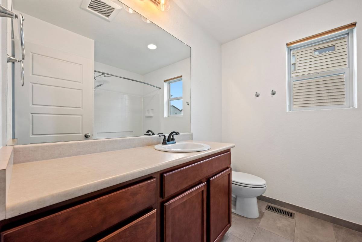 House for rent at 4390 Vindaloo Dr, Castle Rock, CO 80109