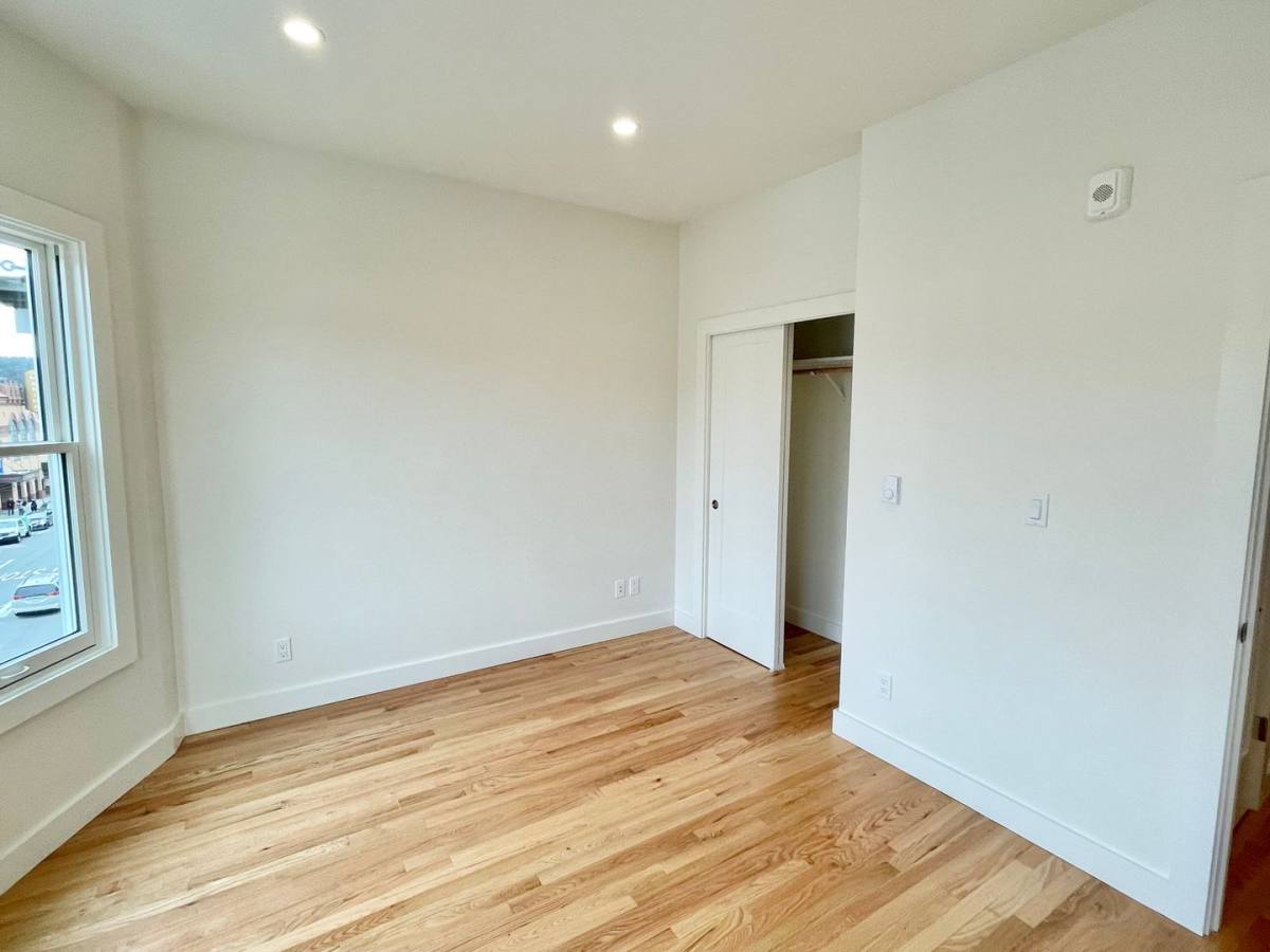 Apartment for rent at 1 Mallorca Way #302, San Francisco, CA 94123