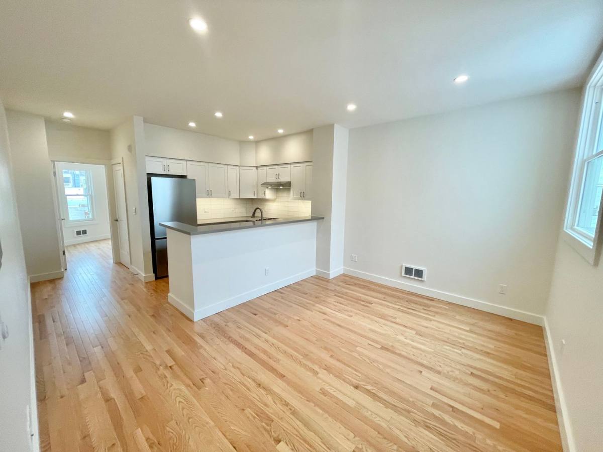 Apartment for rent at 1 Mallorca Way #302, San Francisco, CA 94123