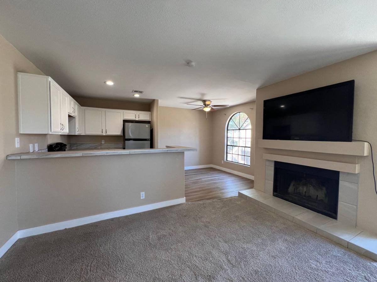Condo for rent at 2982 Juniper Hills #201, Las Vegas, NV 89142